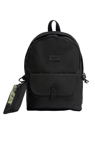 pull and bear black backpack