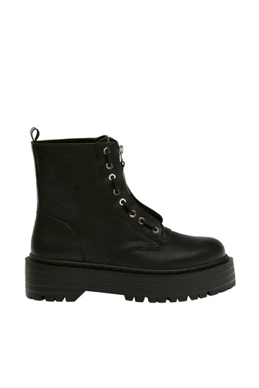 Botas negras pull and bear Clearance