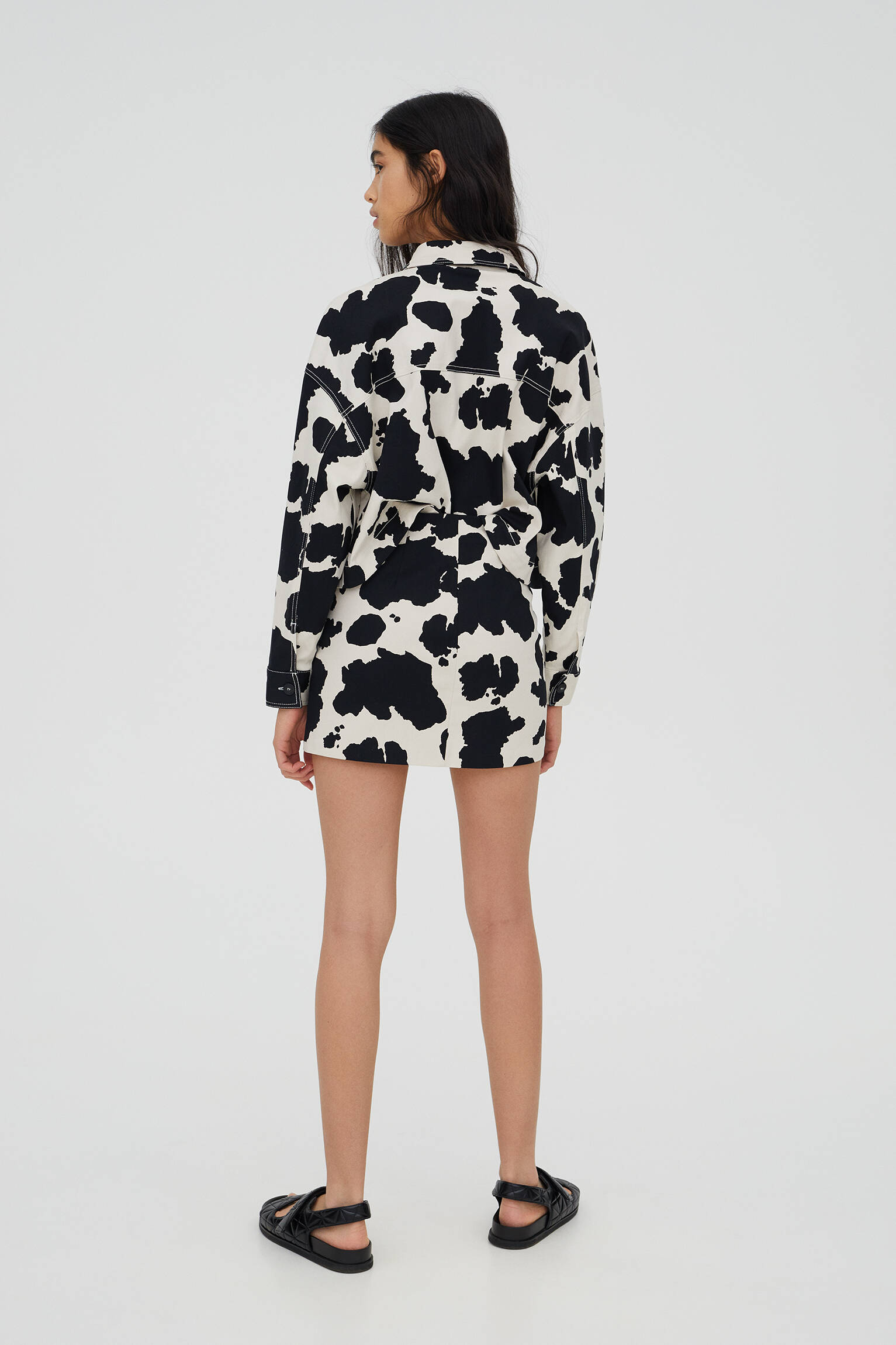 pull and bear cow print skirt