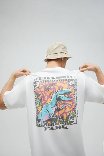 pull and bear jurassic park t shirt