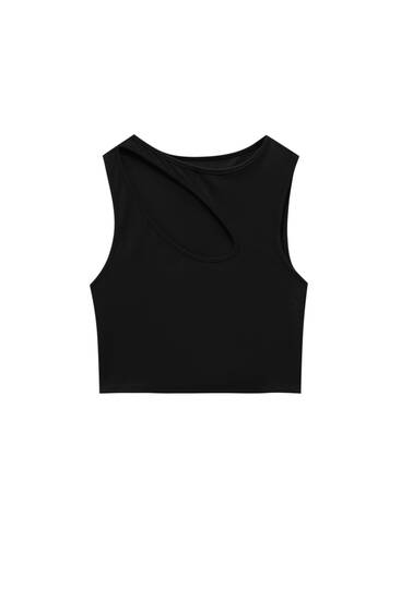 Top cropped cut out diagonal