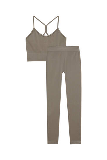 Descubre lo último en Pantalones para Mujer de Moda | PULL\u0026BEAR