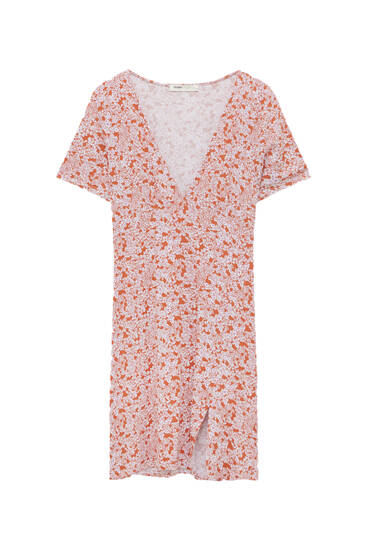 Short floral dress with slit