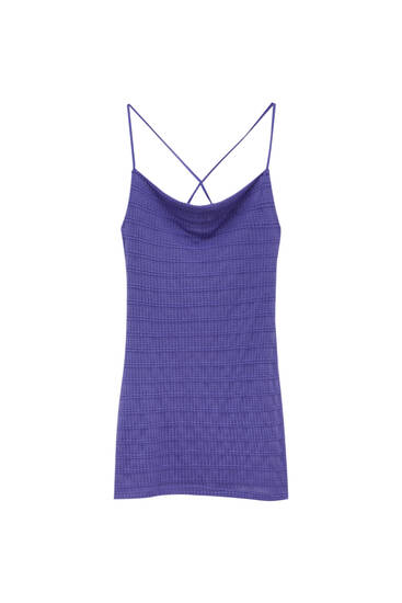 Krátke fialové háčkované šaty
