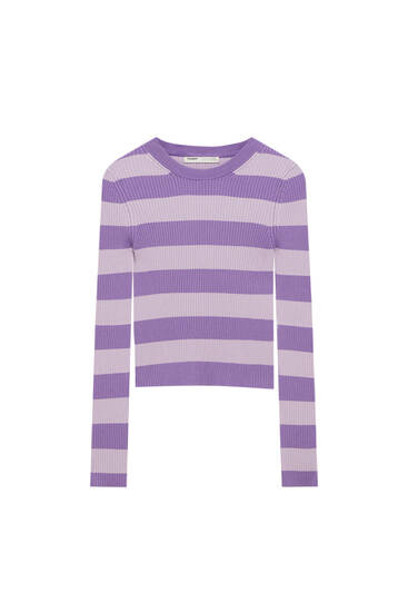 Round neck ribbed sweater