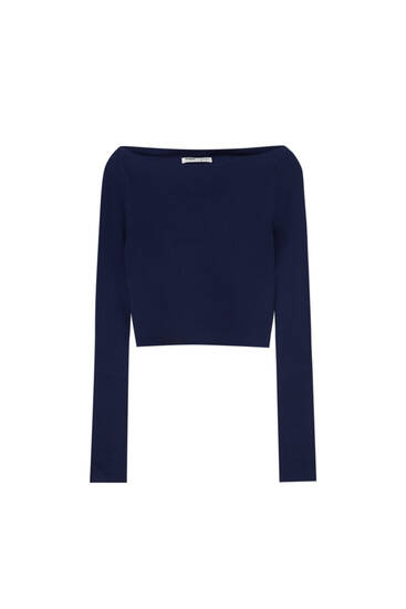 Boat neck cropped sweater
