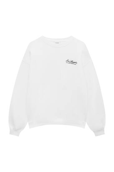 Sweatshirt with contrast embroidery