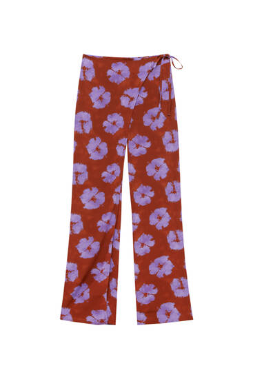 Pantaloni da donna - Primavera Estate 2022 | PULL\u0026BEAR