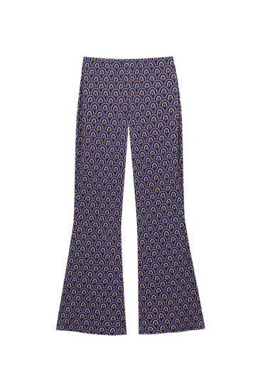 Moda Jeansy Jeansowe dzwony Pull & Bear Jeansowe spodnie dzwony niebieski W stylu casual 