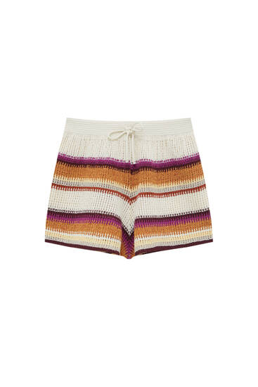 Crochet shorts with horizontal stripe
