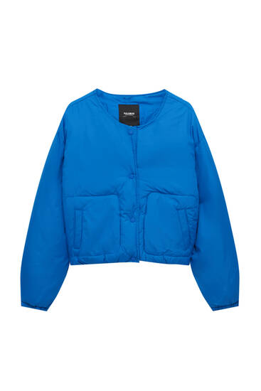Stepēta ‘bomber’ stila jaka ar krāsu akcentiem