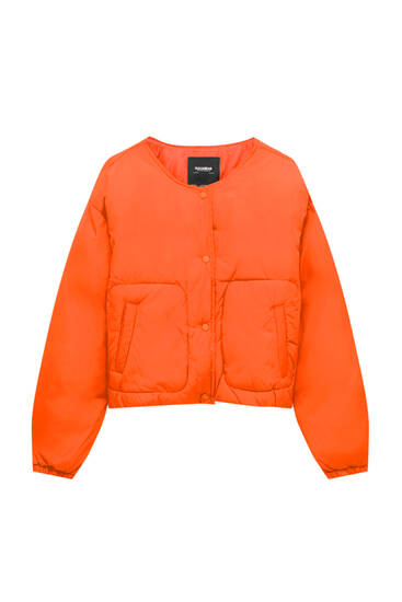 Stepēta ‘bomber’ stila jaka ar krāsu akcentiem