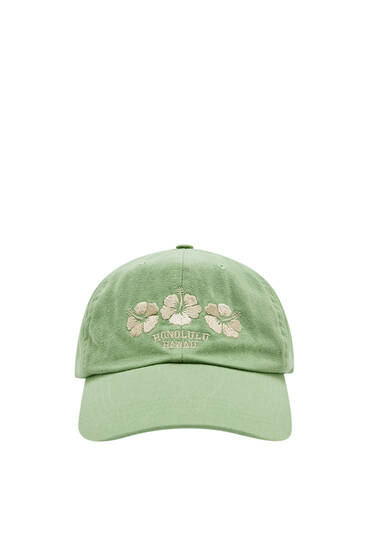 Tropikal çiçek işlemeli şapka
