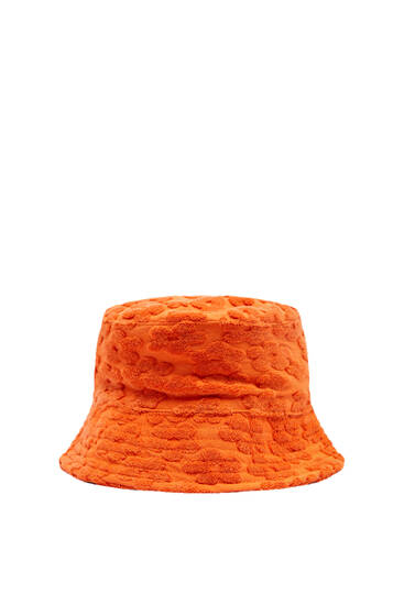 pull and bear bucket hat