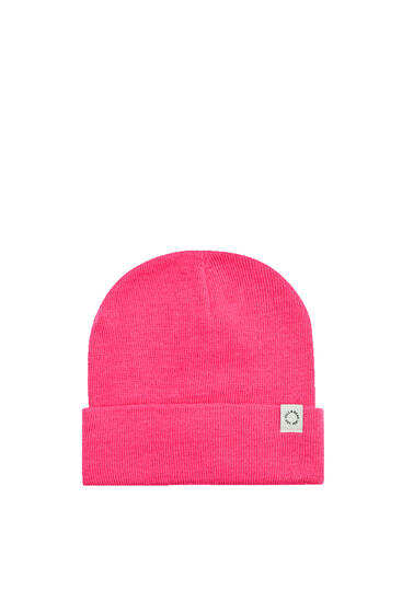 beanie hat pull and bear