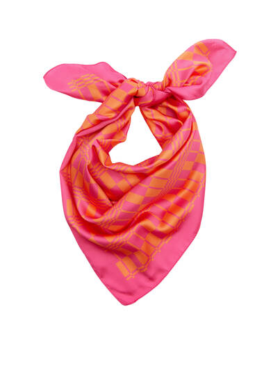 Fuchsia scarf with geometric checks