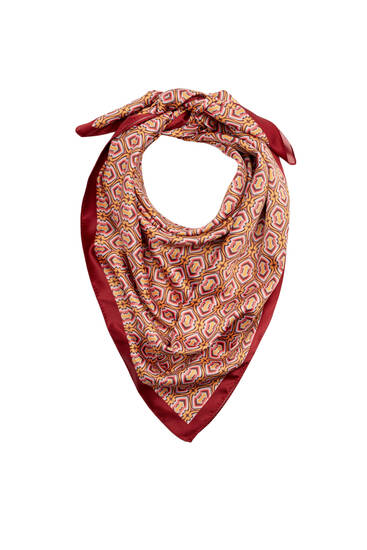 Retro geometric scarf
