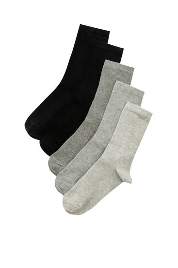 Balenie základných ponožiek