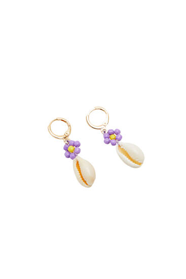 Flower and seashell hoop earrings