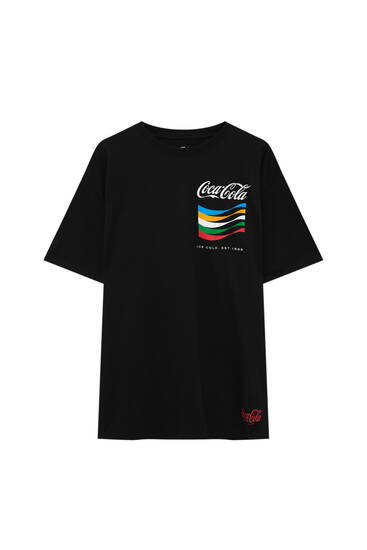 pull and bear coca cola t shirt