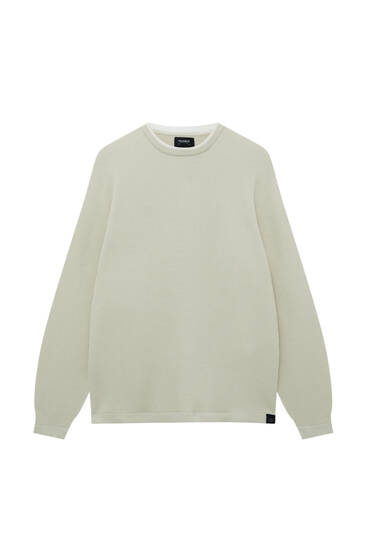 Basic sweater with contrast neck