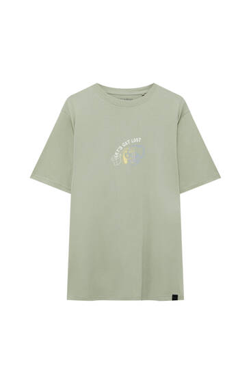 Basic coloured T-shirt with graphic