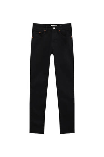 Úzké černé džíny basic