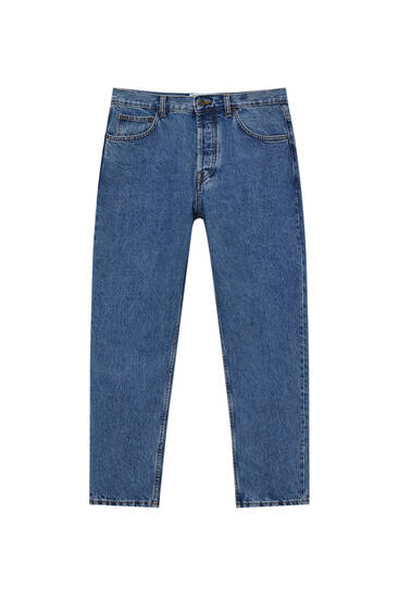 Modré džínsy štandardného strihu