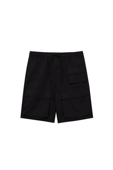 Cargo Bermuda shorts with pocket detail - PULL\u0026BEAR