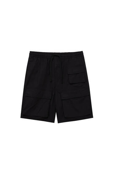 Cargo Bermuda shorts with pocket detail
