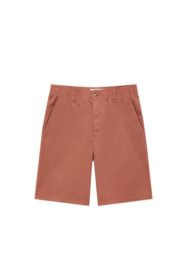 Basic rustic Bermuda shorts