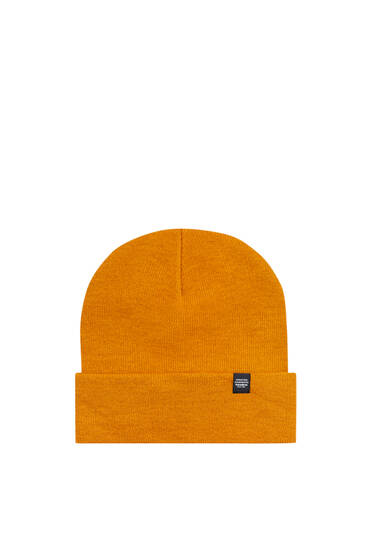 Basic knit beanie in several colours