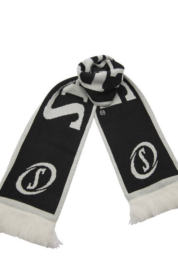 Spalding scarf