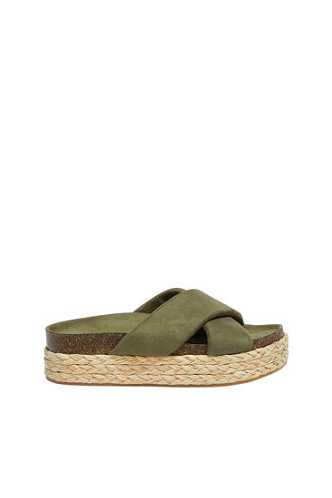Descubre la Colección de Zapatos de Mujer | PULL\u0026BEAR