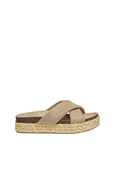 Descubre la Colección de Zapatos de Mujer | PULL\u0026BEAR