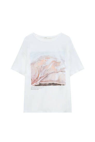 Short sleeve T-shirt with landscape graphic
