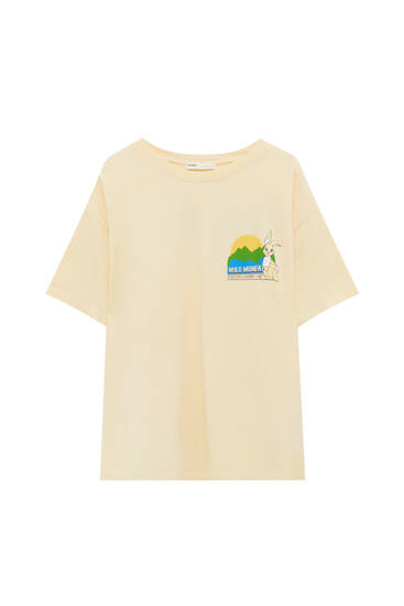 Vanille T-shirt met print van landschap en konijn