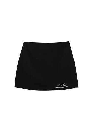 Mini skirt with vent detail