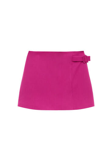 Mini skirt with buckle detail