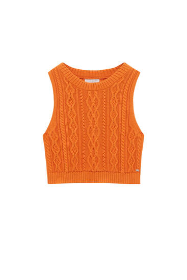 Cable-knit vest with round neck