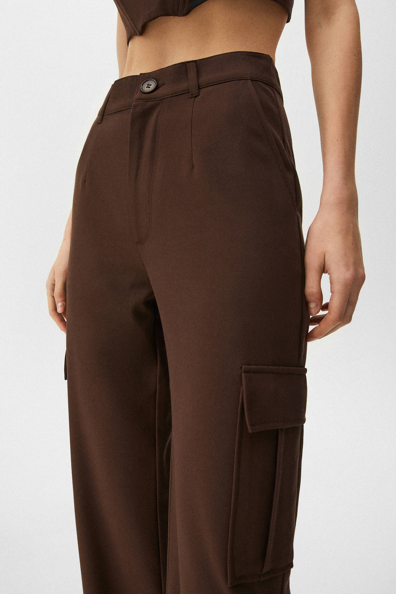 cargo pants pull and bear