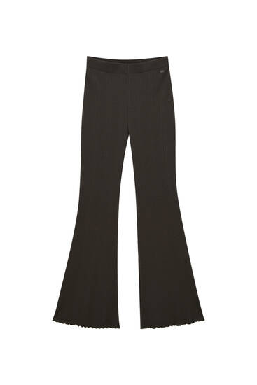 pull and bear black flared jeans