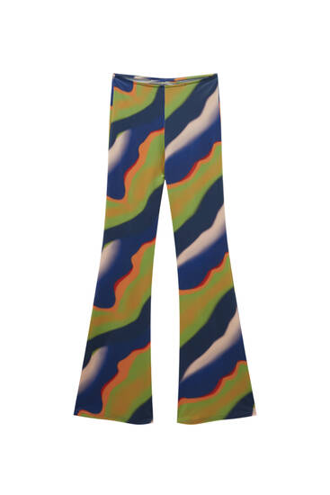 Pantaloni a campana - Primavera Estate 2022 | PULL\u0026BEAR