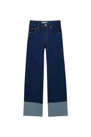 Straight-leg jeans with turn-up hems