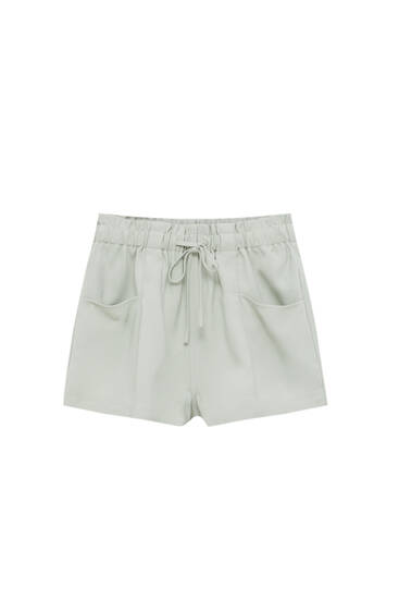 Basic paperbag Bermuda shorts