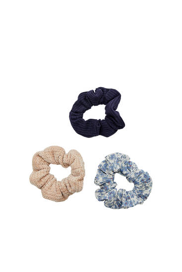 3-pack of floral scrunchies