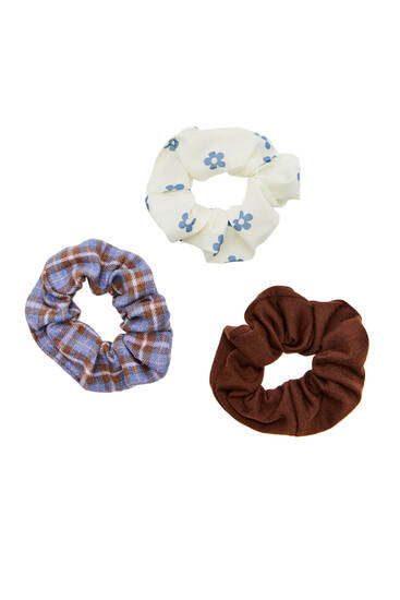 3-pack of check and floral scrunchies