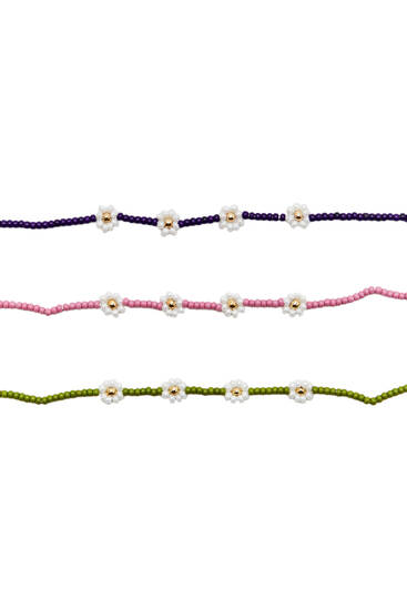 3-pack of flower bead bracelets