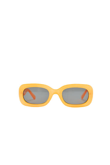 Sunglasses with colourful frame