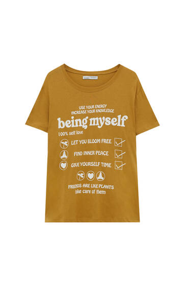 Koszulka z napisem „Being myself”